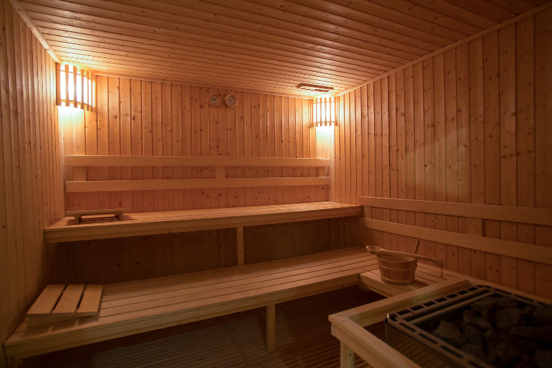 סאונה בפרטיות הבית - איך לבנות מרחב תרמי אישי