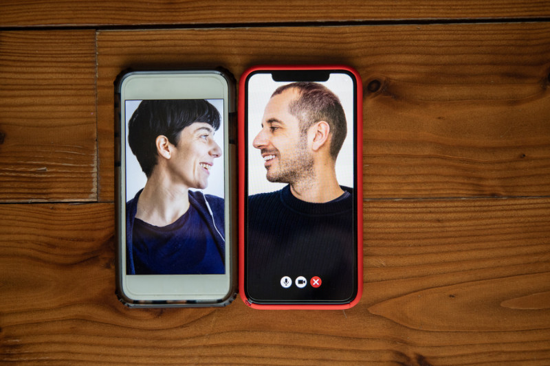 בין תמונה לסרטון – התרבות הישראלית דרך האינסטגרם